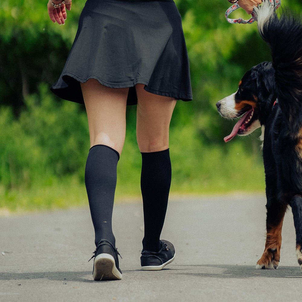 Cotton knee-high compression socks 15-20 mmHg for comfort and energy.